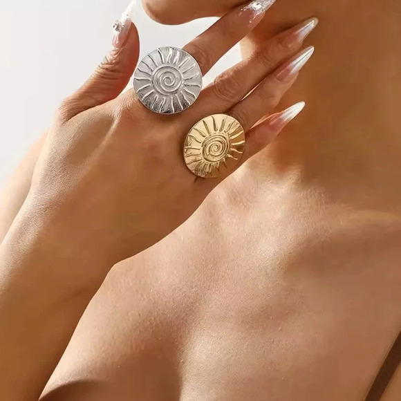 Soleil Sun Stainless Steel Waterproof Ring - Picture 3 of 13